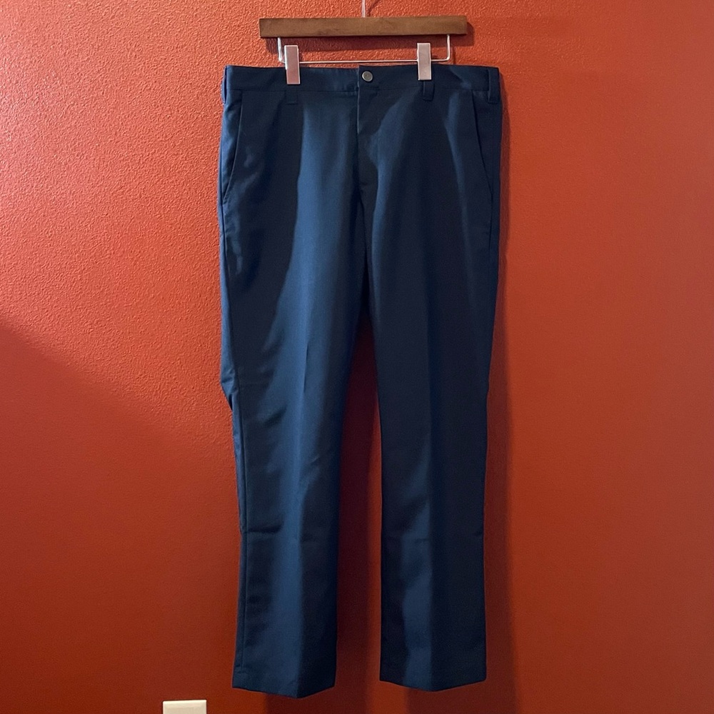 Bluffworks Men’s Classic Regular Fit Navy Lightweight Work Technical Travel Pant